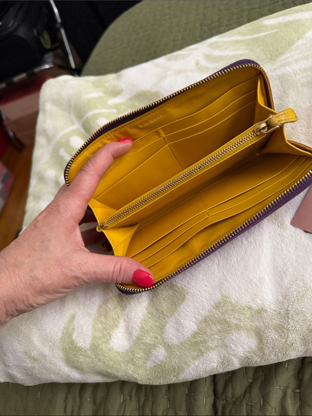 Miu Miu Violet Leather Zip Wallet with Gold Logo authenticity card included - Picture 5 of 11